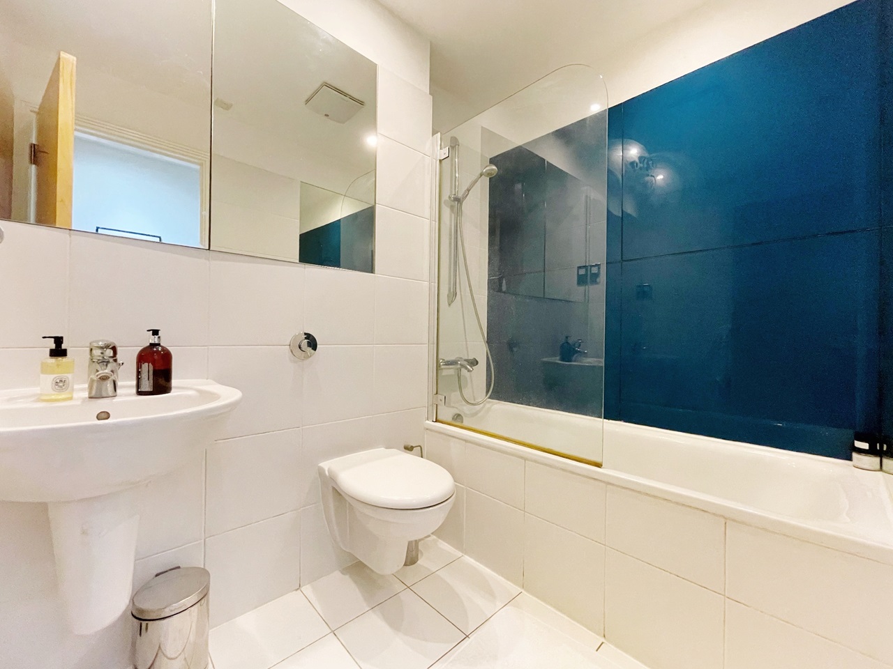 Additional image 2 of Room in a Shared Flat, Maida Vale, W9, N1 7GU