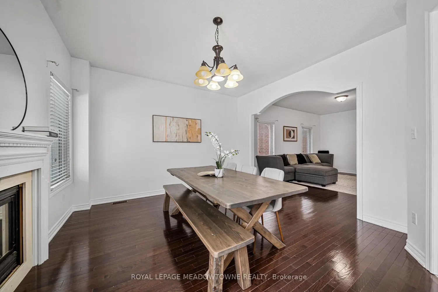 Additional image 10 of 15 New Hampshire Court