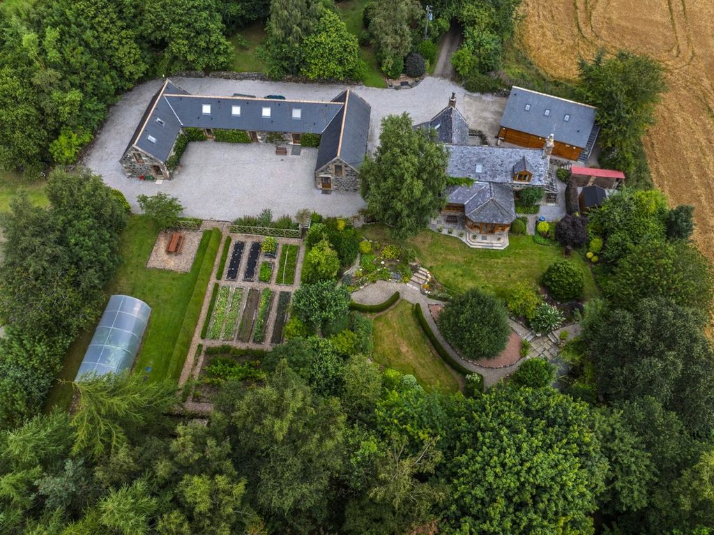 4 bed detached house for saleWaterside Farmhouse & Court, Oyne, Insch, Aberdeenshire AB52
