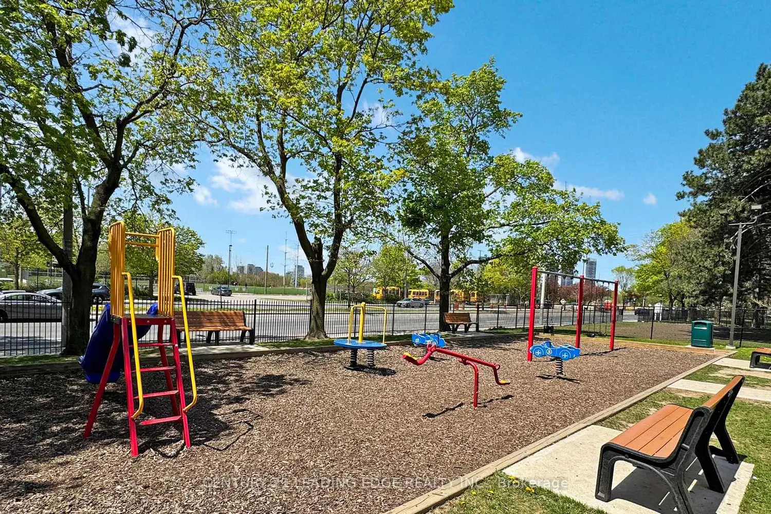 Additional image 18 of 735 Don Mills Road 2607