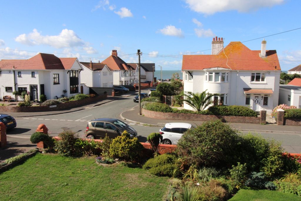 Additional image 3 of 3 bed maisonette for saleLougher Gardens, Porthcawl CF36