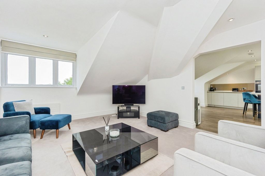 Additional image 3 of 2 bed flat for saleSt. Hilarys Park, Alderley Edge, Cheshire SK9