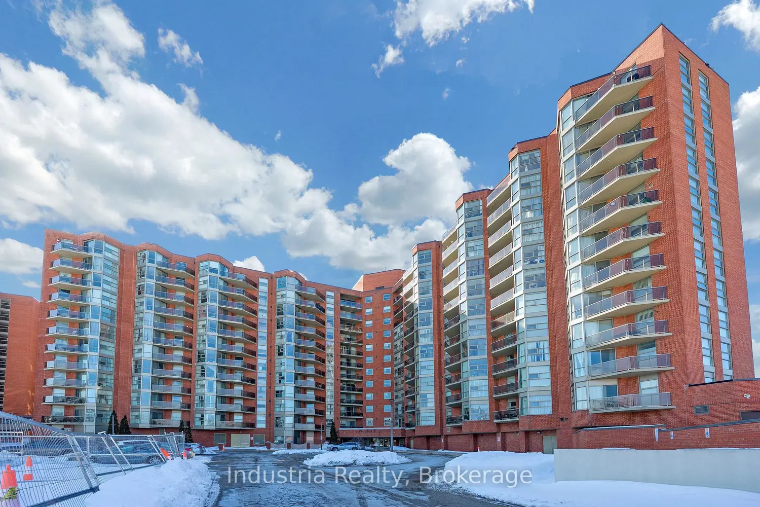 10 Dean Park Road 204