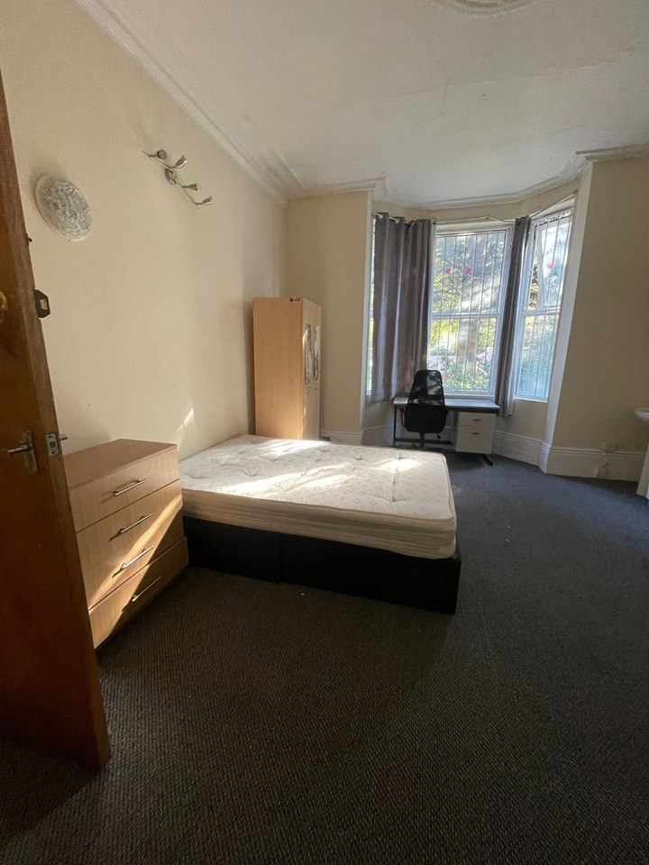 Room in a Shared House, Hyde Park Road, LS6, LS6 1AJ