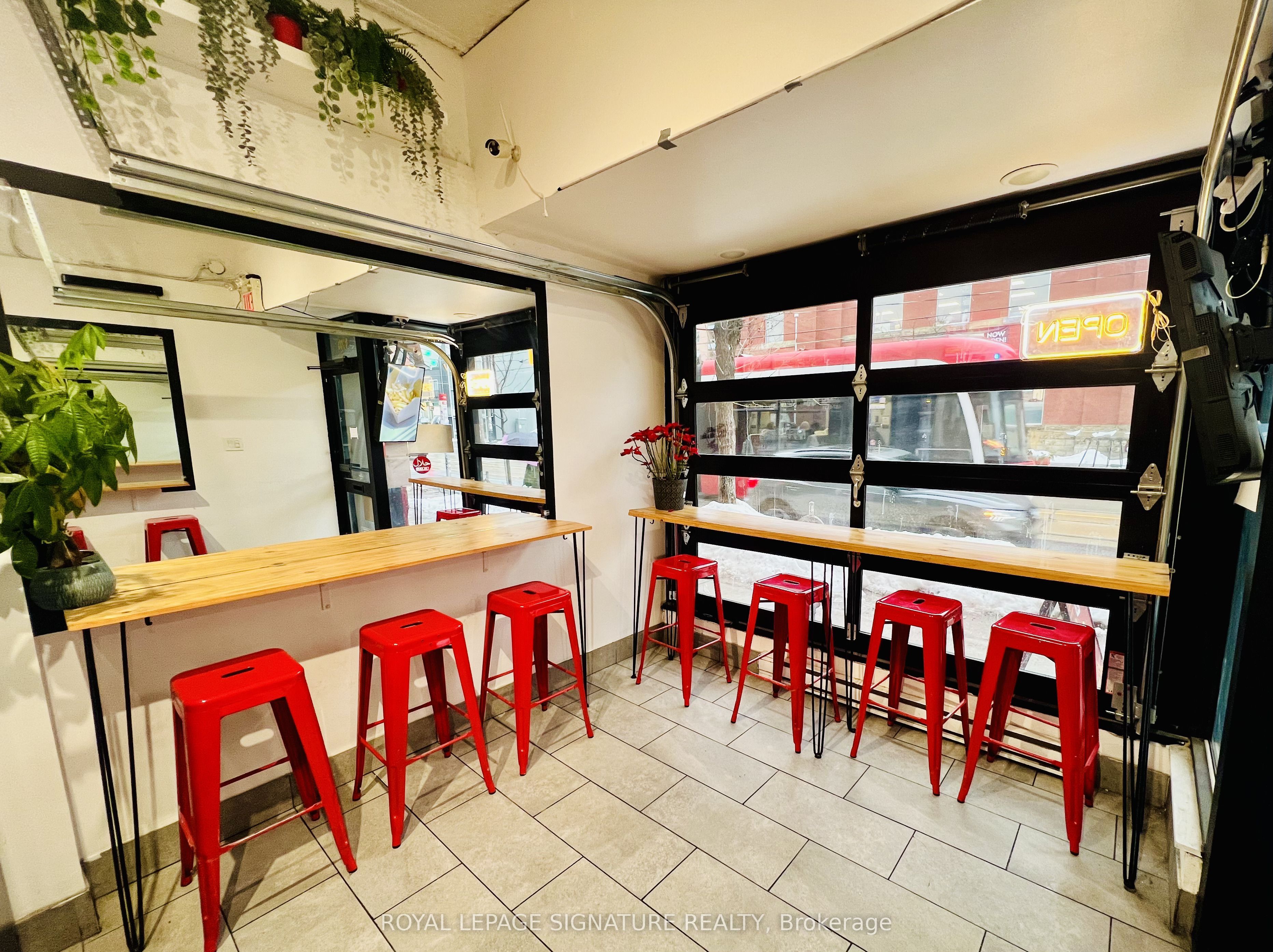 Additional image 2 of 1132 Queen Street W, Toronto, ON, M6J 1J3