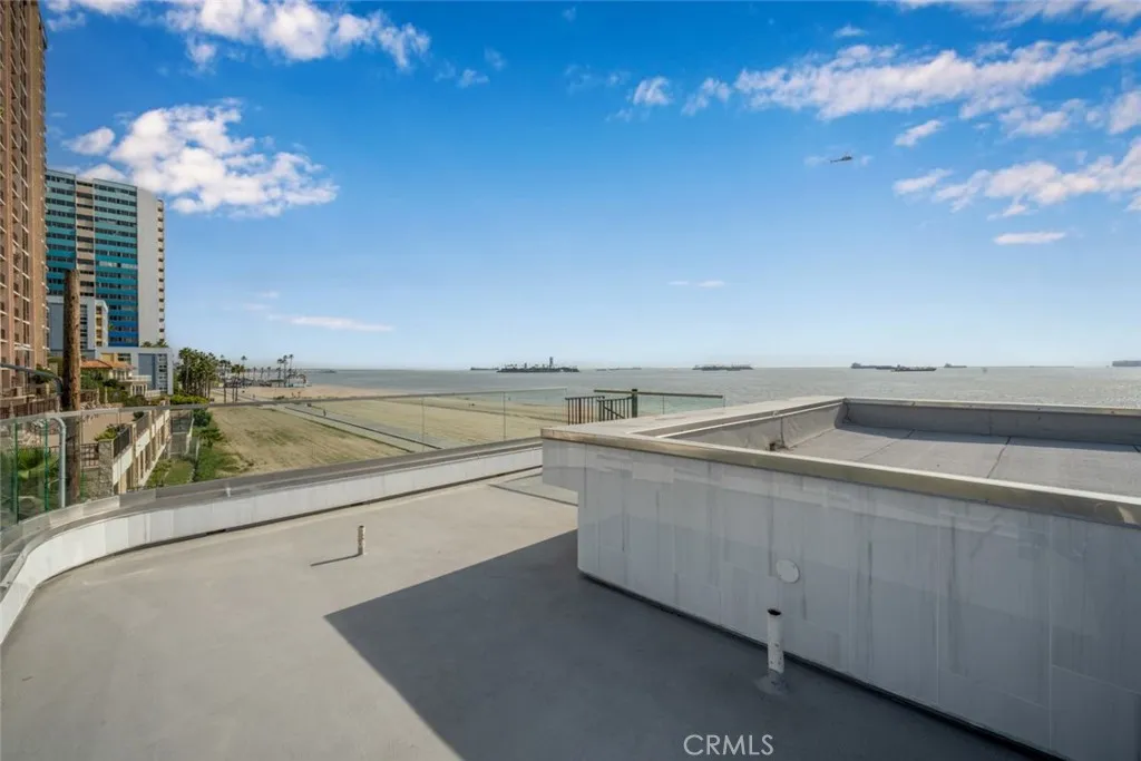 Additional image 108 of 1724 Bluff Pl, Long Beach, CA 90802