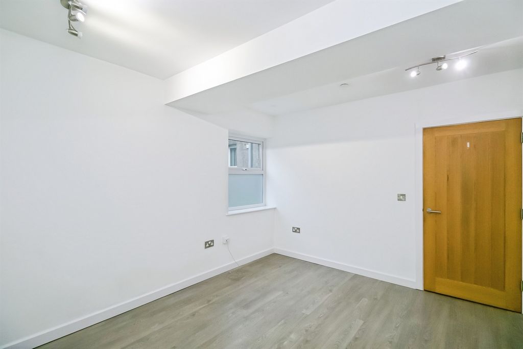 Additional image 13 of 2 bed flat for saleMary Street, Porthcawl CF36