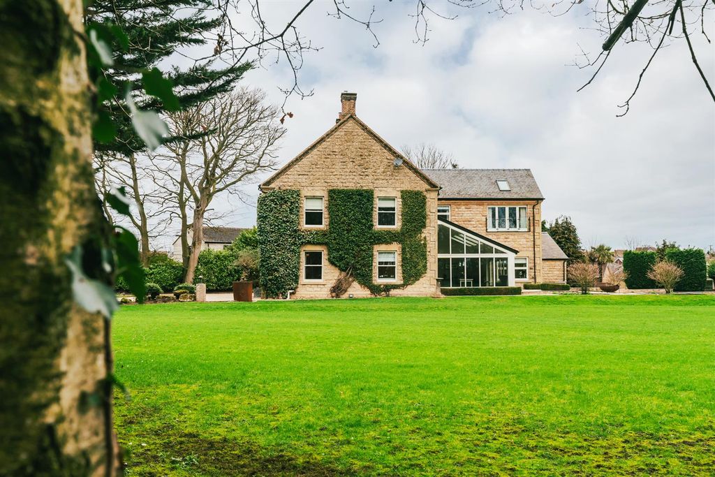 Additional image 33 of 5 bed detached house for saleManor Drive, Todwick, Sheffield S26