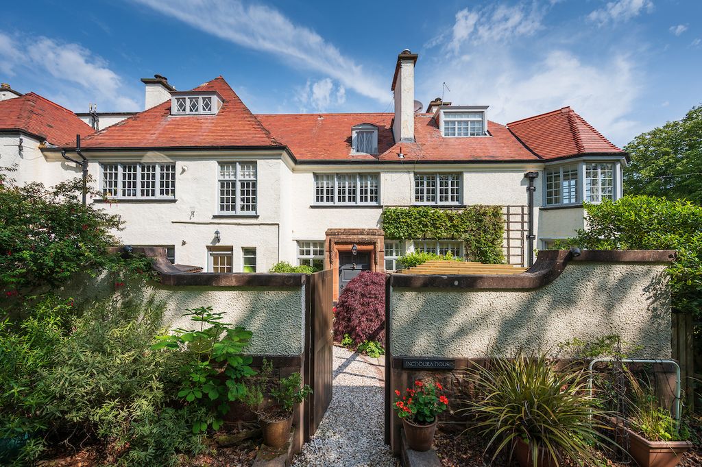6 bed town house for saleInchdura House, 13A Hamilton Road, North Berwick, East Lothian EH39