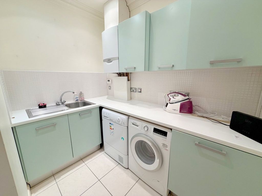 Additional image 10 of 3 bed flat for saleNairn Road, Canford Cliffs, Poole BH13