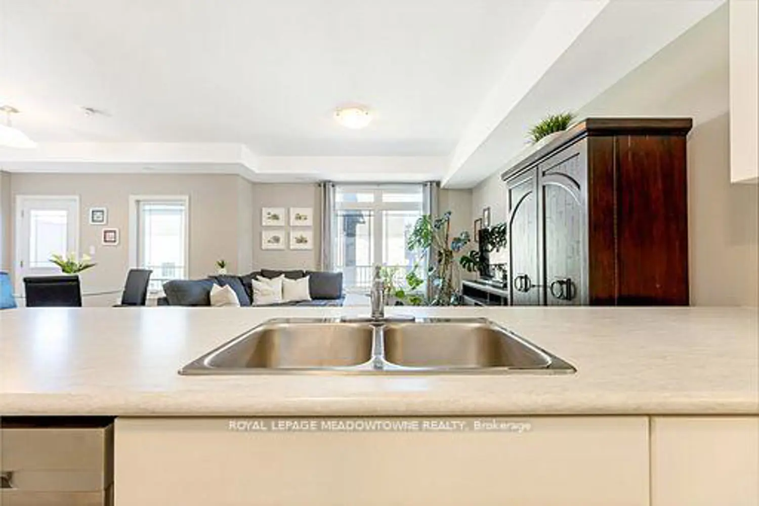 Additional image 8 of 107 Westra Drive 7