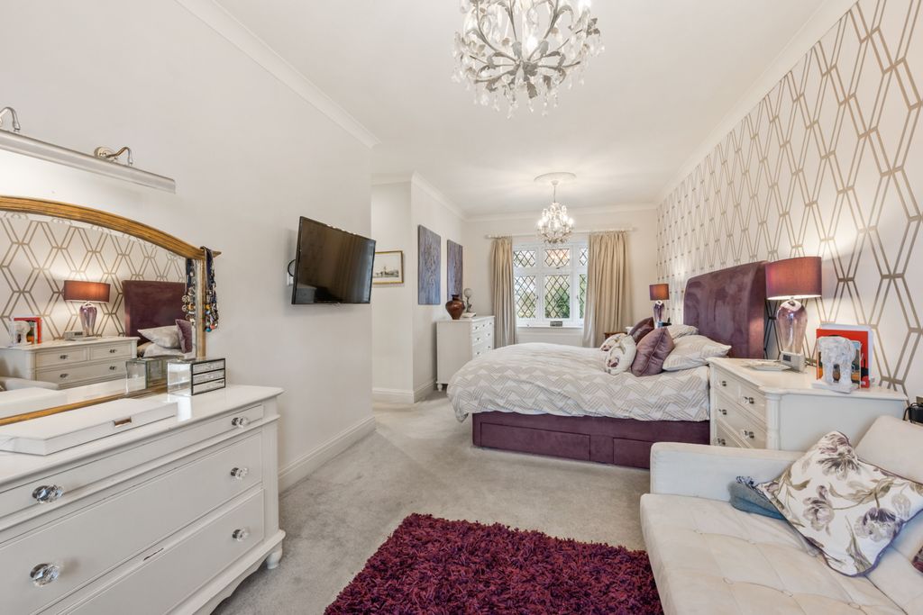 Additional image 14 of 5 bed detached house for salePrestbury Road, Wilmslow, Cheshire SK9