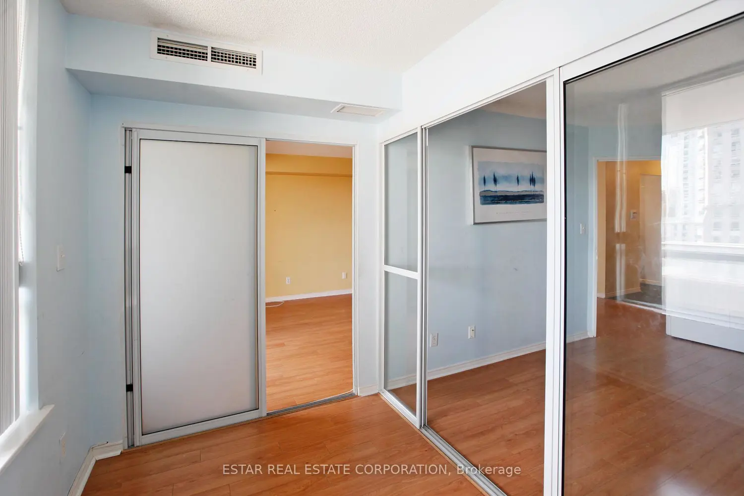 Additional image 8 of 35 Empress Avenue 606