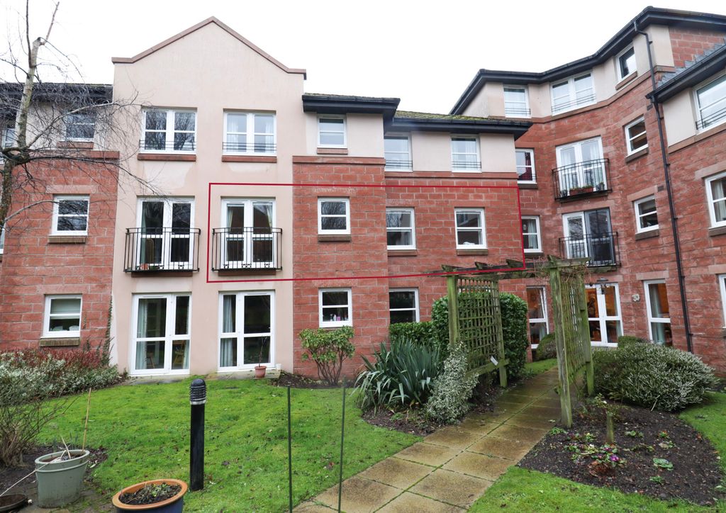 2 bed flat for saleFlat 22, The Granary, Glebe Street, Dumfries DG1