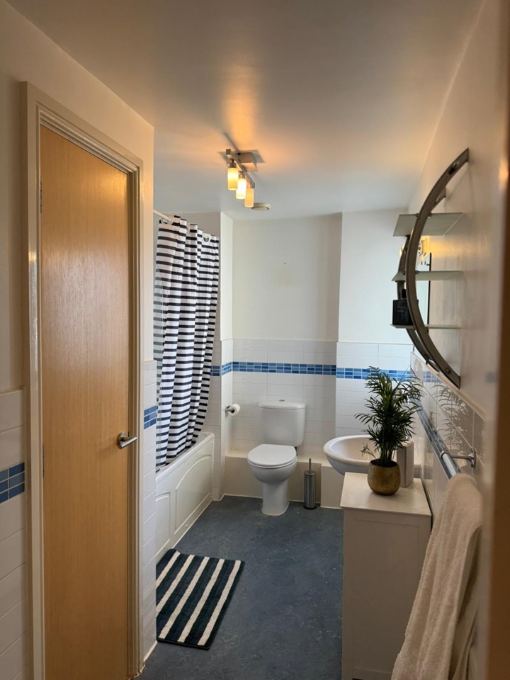 Additional image 9 of 2 Bed Flat, Eugenia Road, SE16, N1 7GU