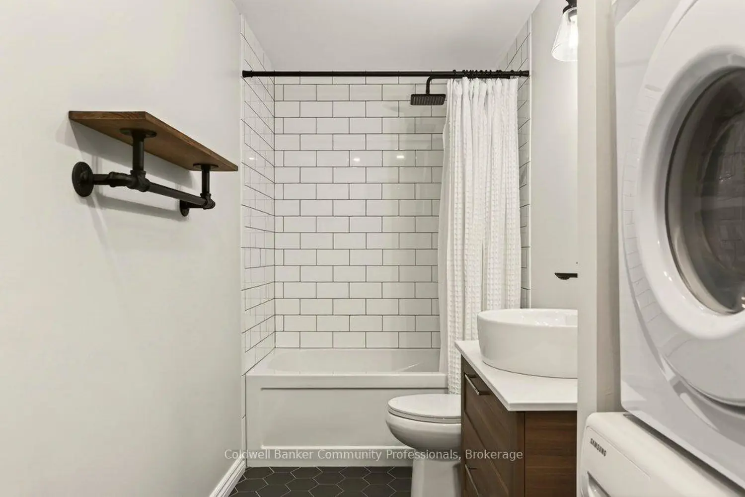 Additional image 17 of 36 James Street 1203