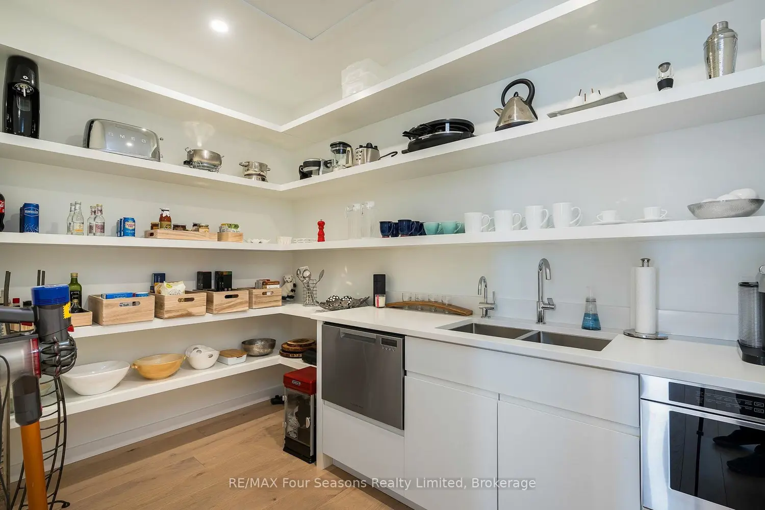 Additional image 7 of 126 Courchevel Crescent