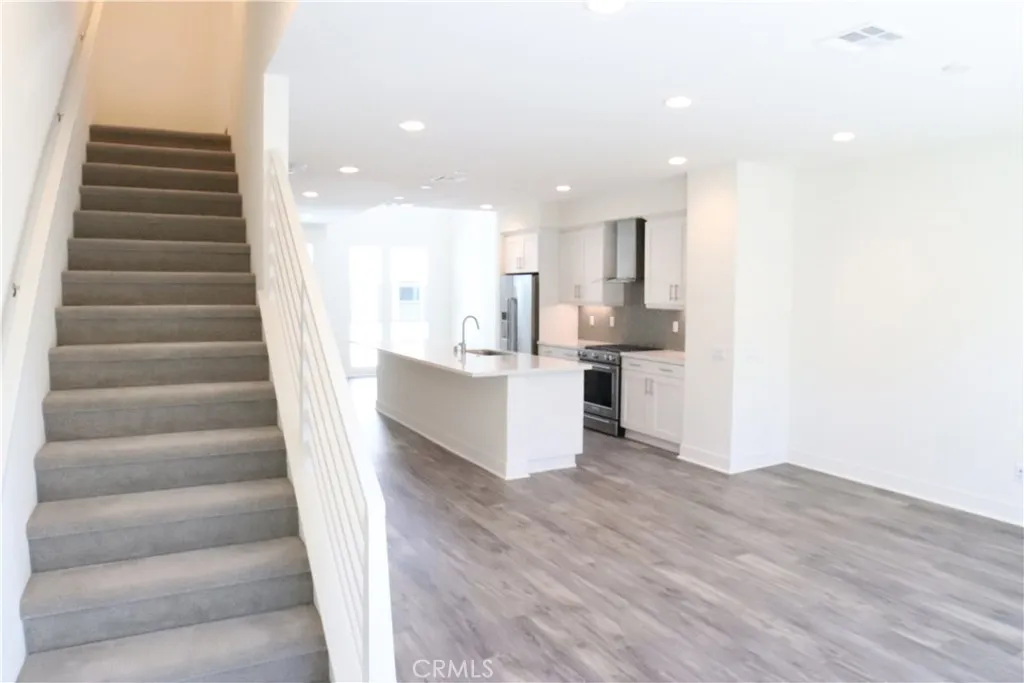 Additional image 5 of 684 Malibu, Costa Mesa, CA 92627