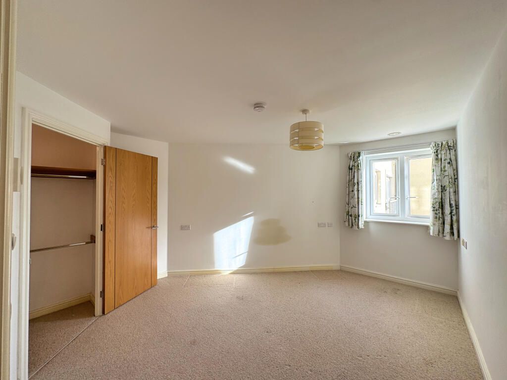 Additional image 10 of 1 bed flat for saleMiddleton Court, Porthcawl CF36