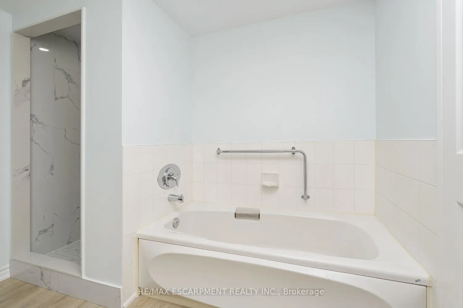 Additional image 13 of 2155 Burnhamthorpe Road 209