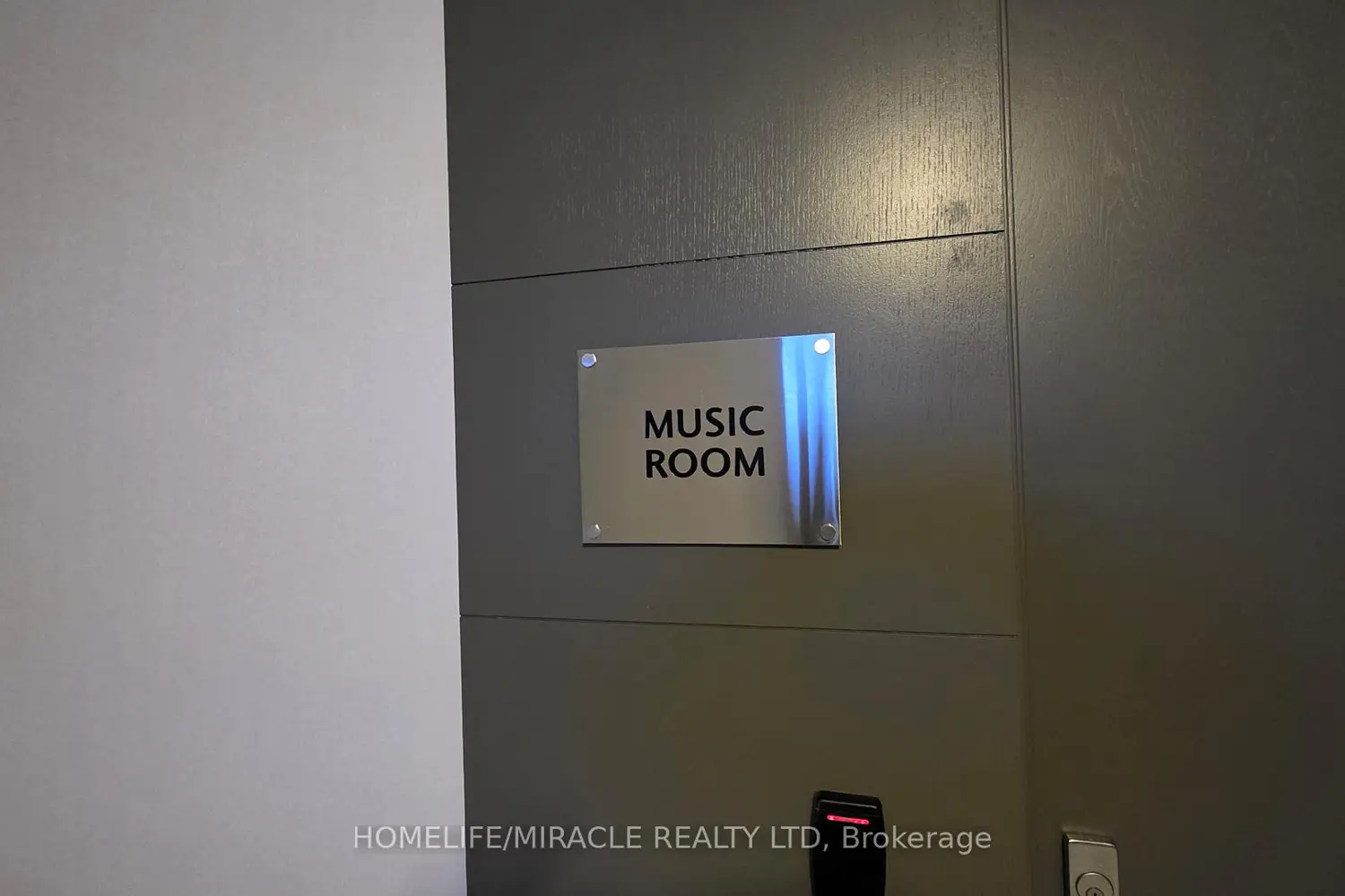 Additional image 15 of 4070 Confederation Parkway 3408