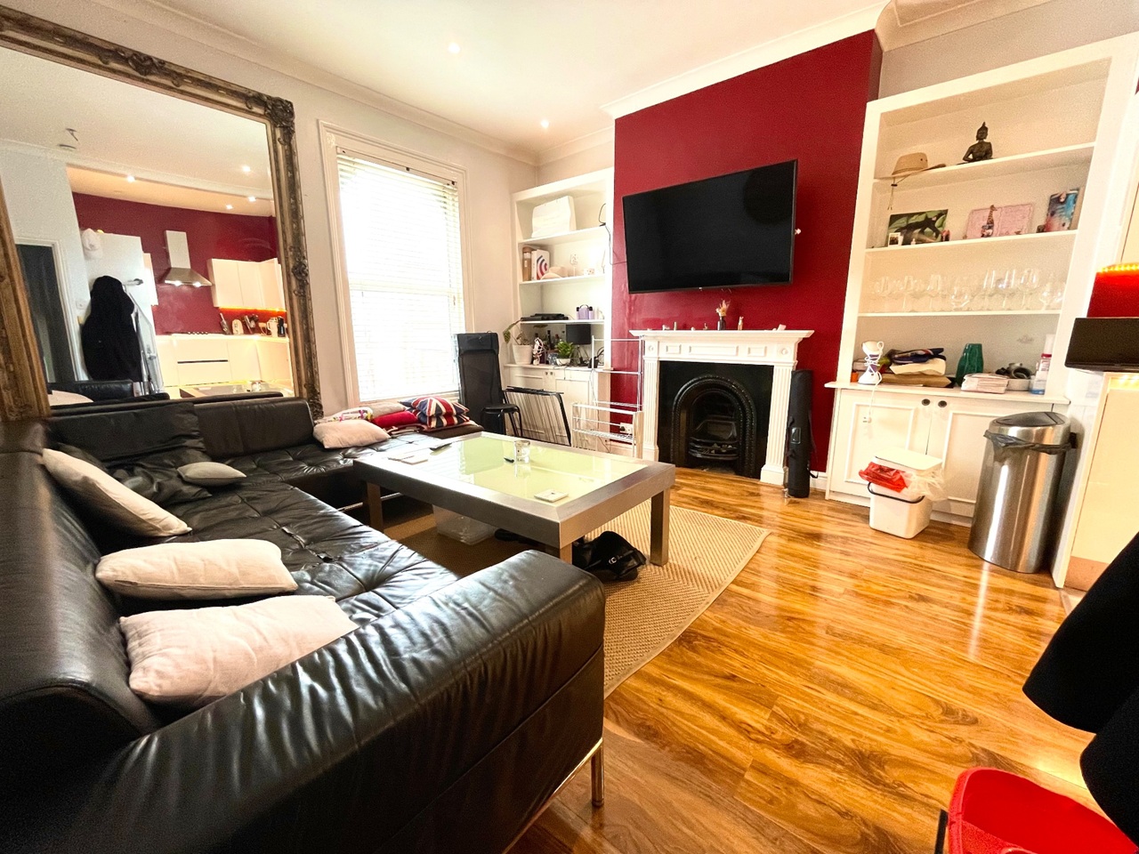 Additional image 2 of 3 Bed Flat, Clapham, SW11, N1 7GU