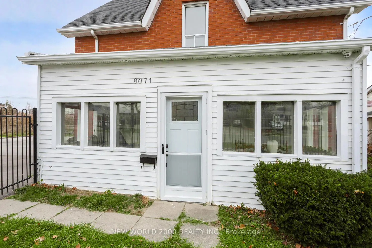 8071 Kipling Avenue photo 3
