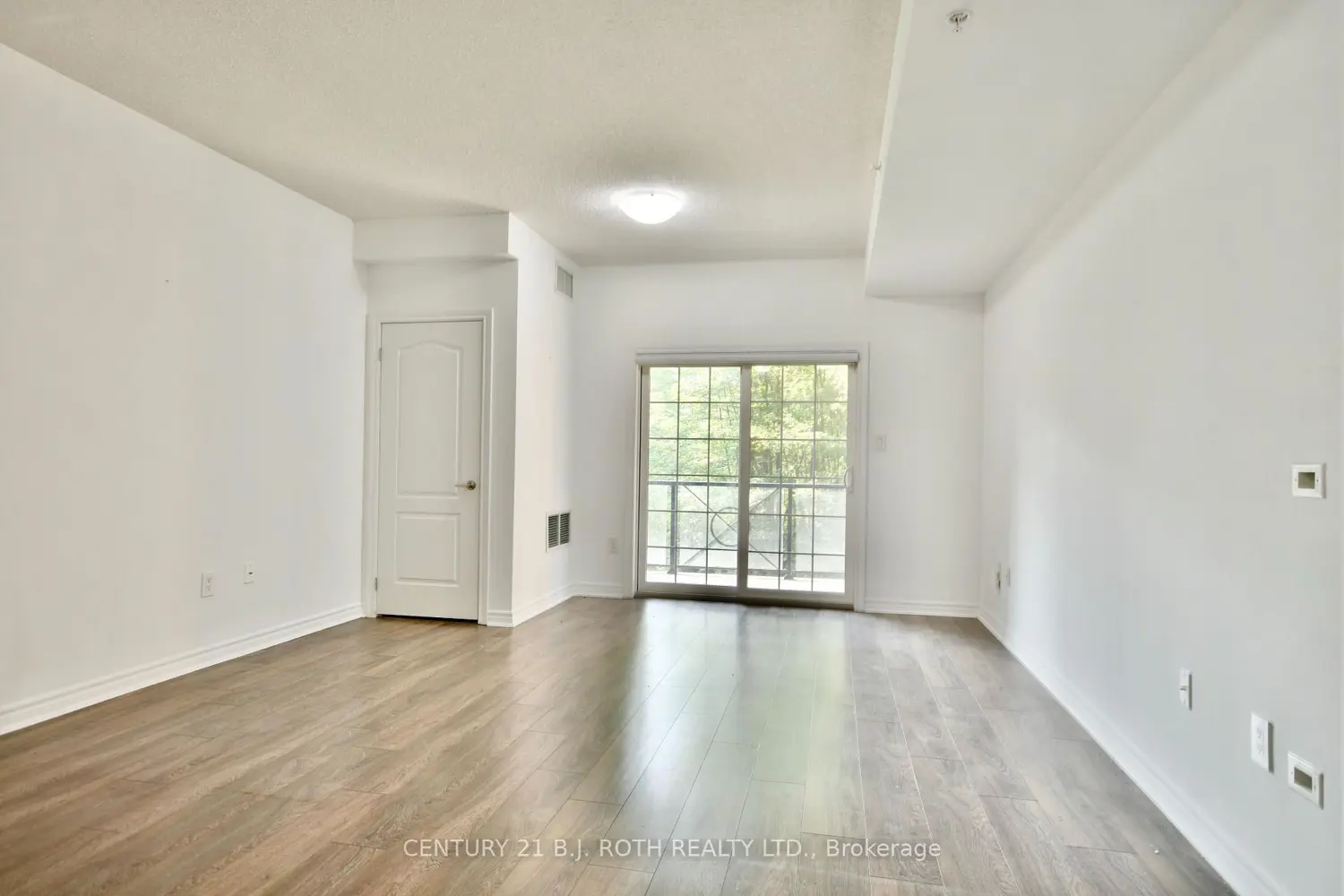 Additional image 11 of 43 Ferndale Drive 104