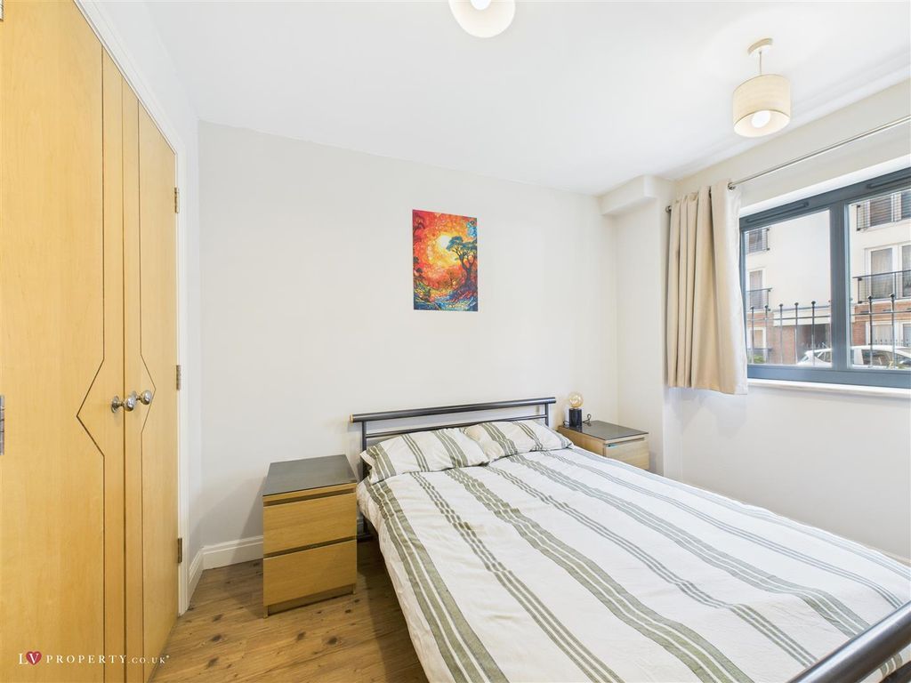 Additional image 9 of 2 bed flat for saleNewhall Hill, Birmingham, West Midlands B1