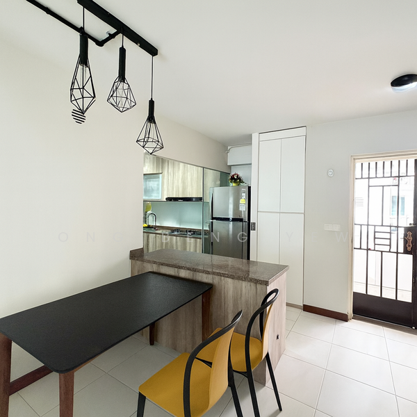 Additional image 2 of 318B Yishun Avenue 9