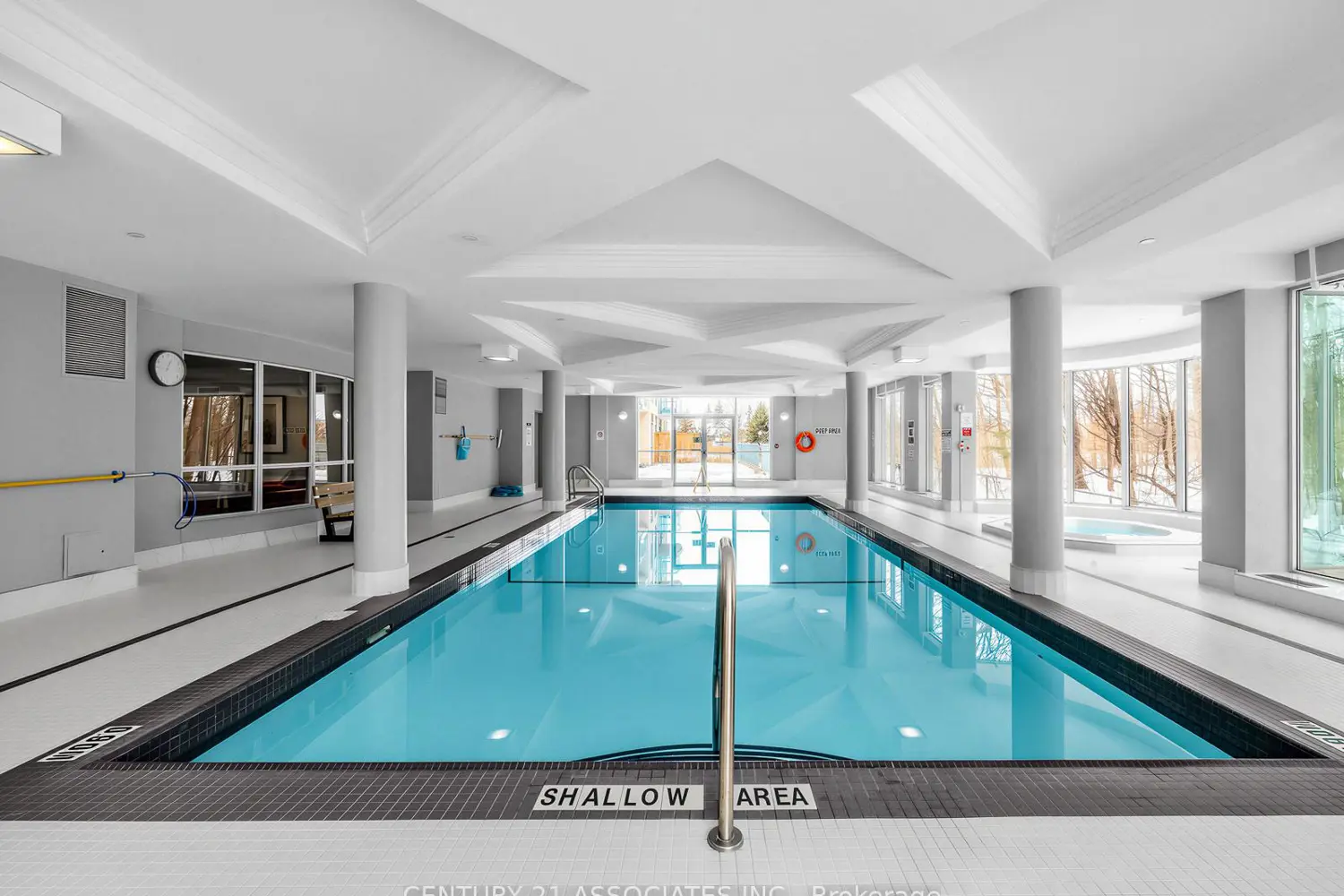 Additional image 18 of 2585 Erin Centre Boulevard 408