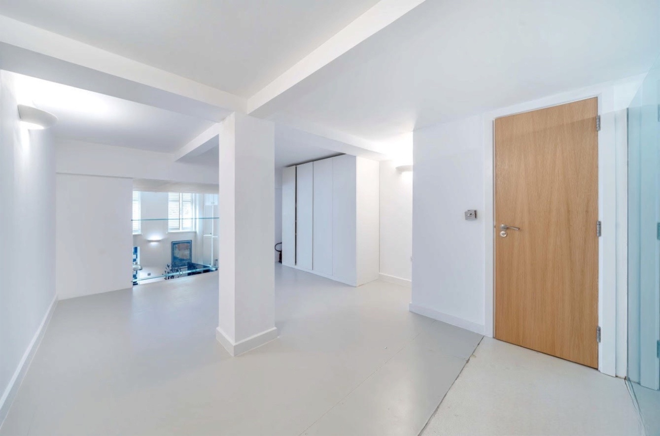 Additional image 10 of 2 Bed Flat, Reed Place, SW4, N1 7GU