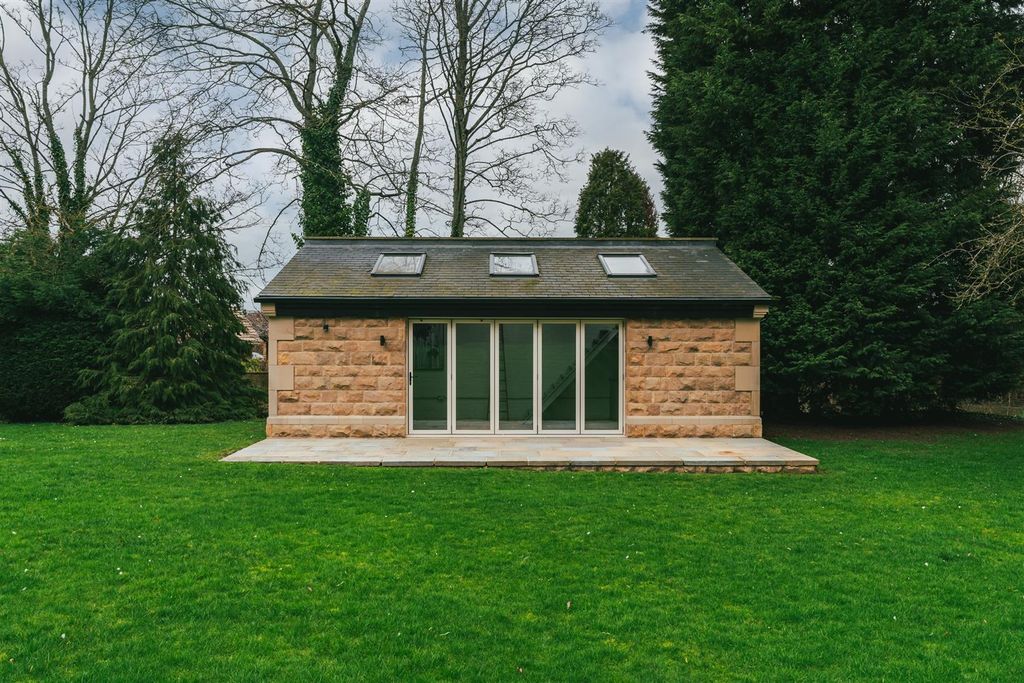 Additional image 37 of 5 bed detached house for saleManor Drive, Todwick, Sheffield S26