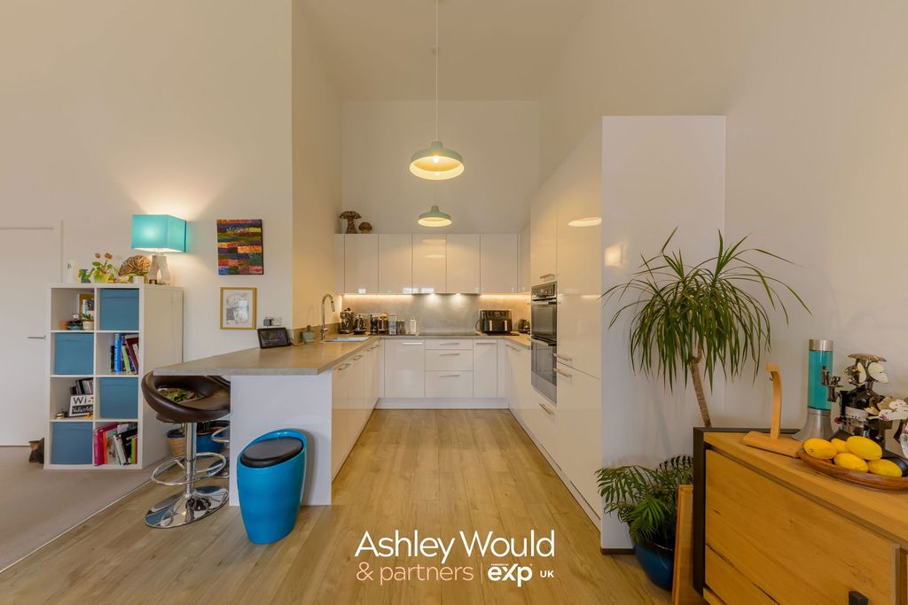 Additional image 3 of 3 bed flat for saleMill Street, Worcester WR1