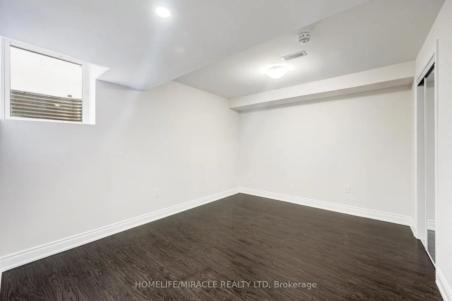 Additional image 17 of 14 Vezna Crescent