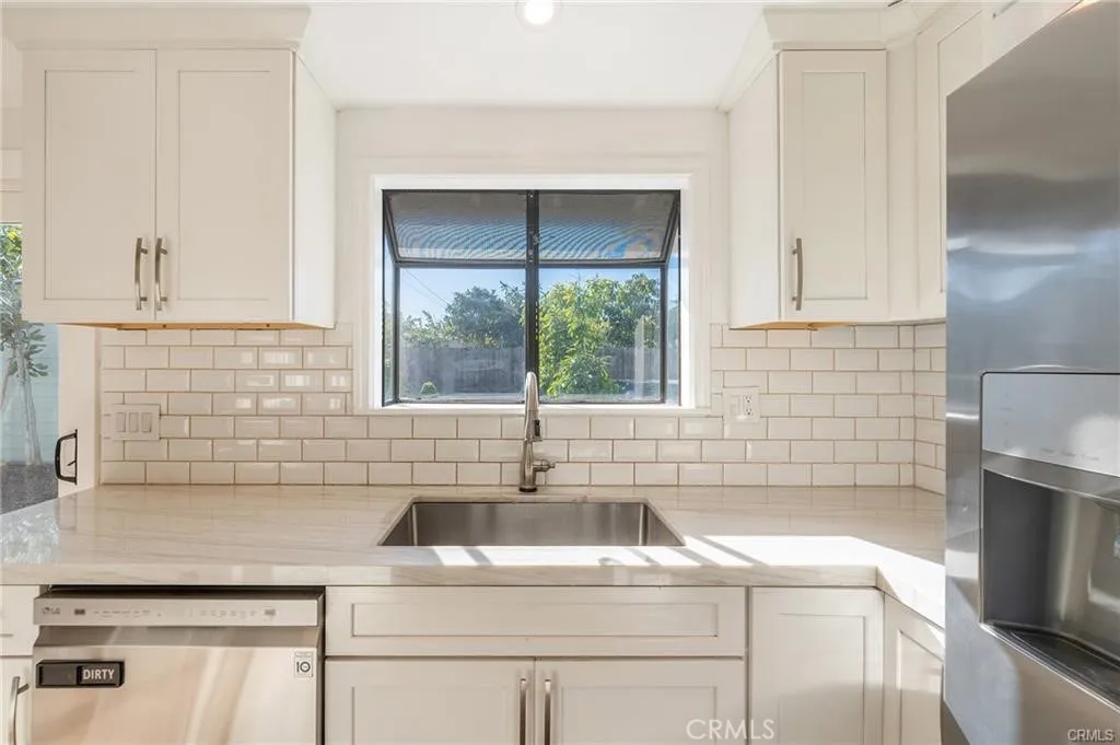 Additional image 50 of 641 Cove St, Costa Mesa, CA 92627