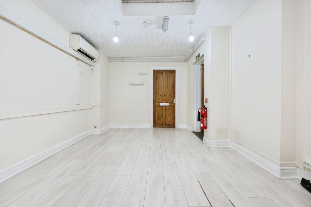 Additional image 19 of Studio for saleMidland Road, Bedford, Bedfordshire MK40