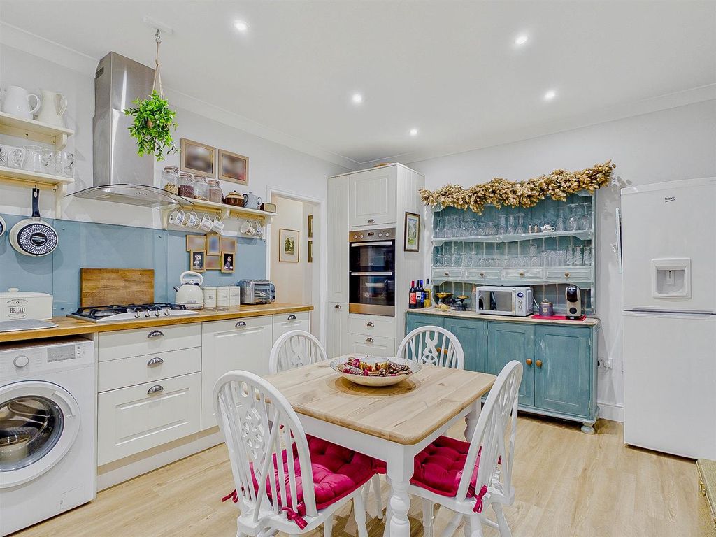 Additional image 11 of 2 bed flat for saleRoyal Oak Gardens, Malvern WR14