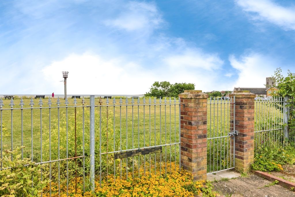 Additional image 28 of 2 bed flat for salePakefield Street, Lowestoft NR33