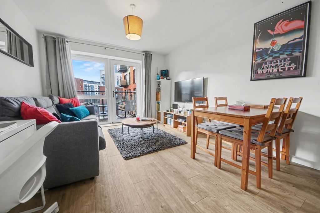 Additional image 7 of 1 bed flat for saleKeel Road, Centenary Quay SO19