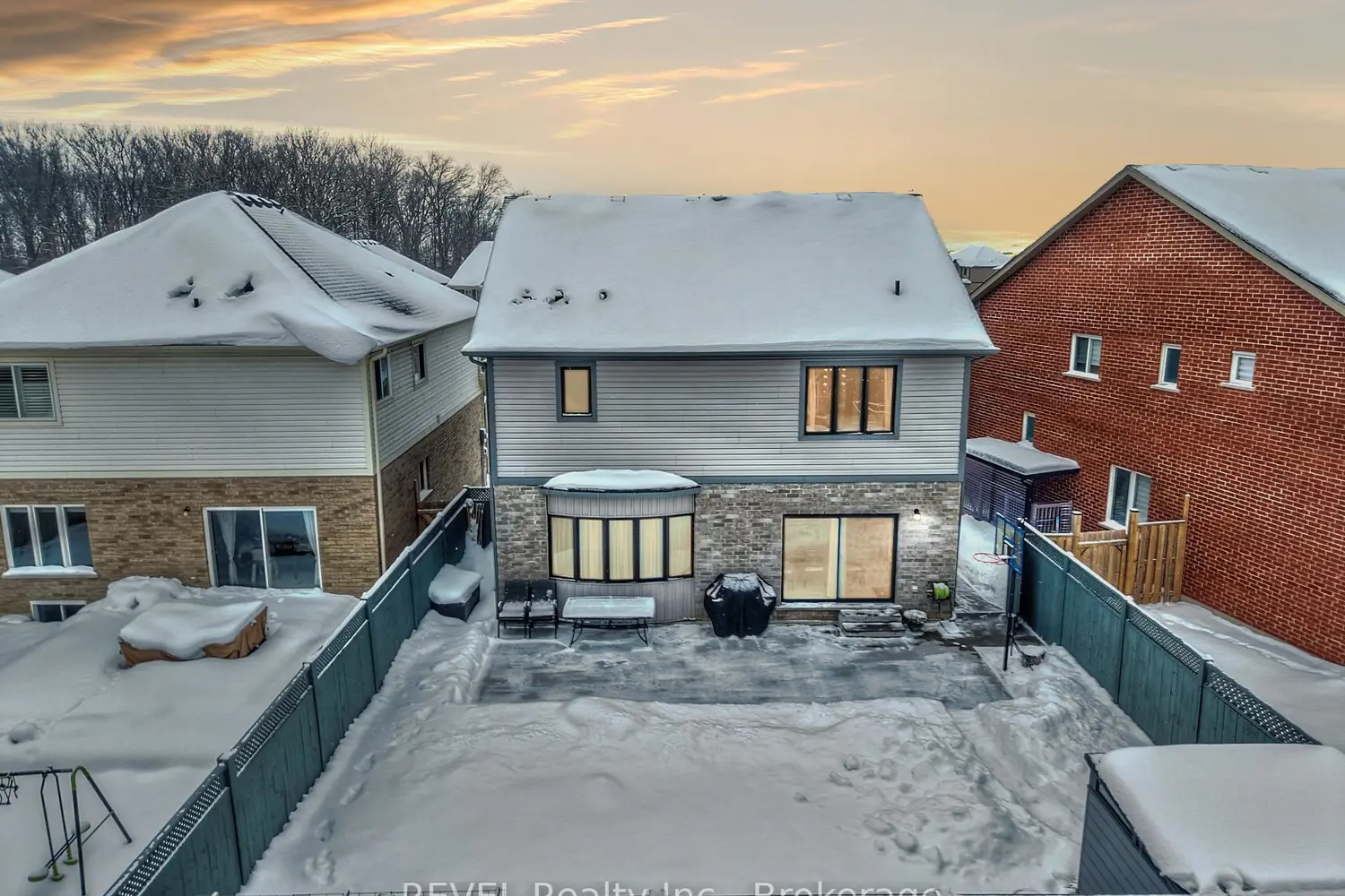 Additional image 13 of 8 Elderberry Road