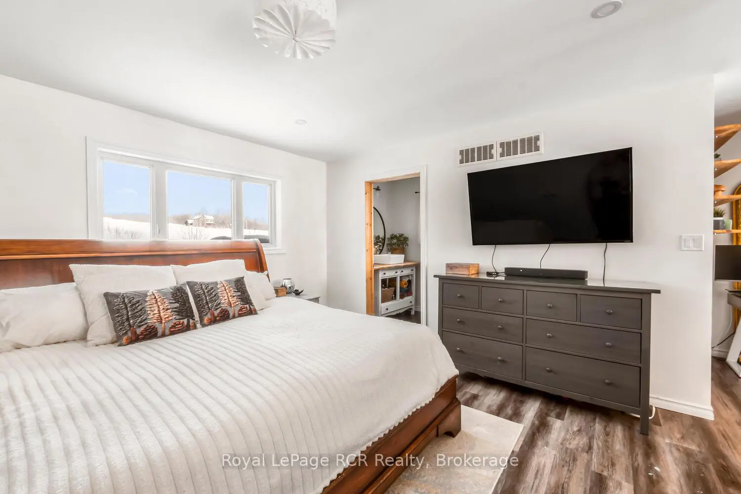 Additional image 5 of 430099 Sydenham Lakeshore Drive