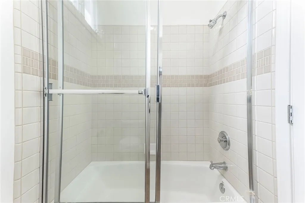 Additional image 31 of 562 Ravensbury St, Lake Sherwood, CA 91361