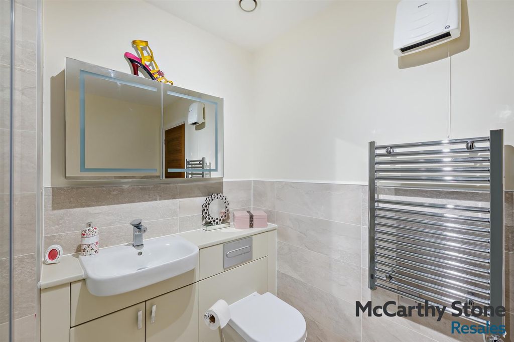 Additional image 12 of 2 bed flat for saleStapleton Court, Waller Grove, Swanland HU14