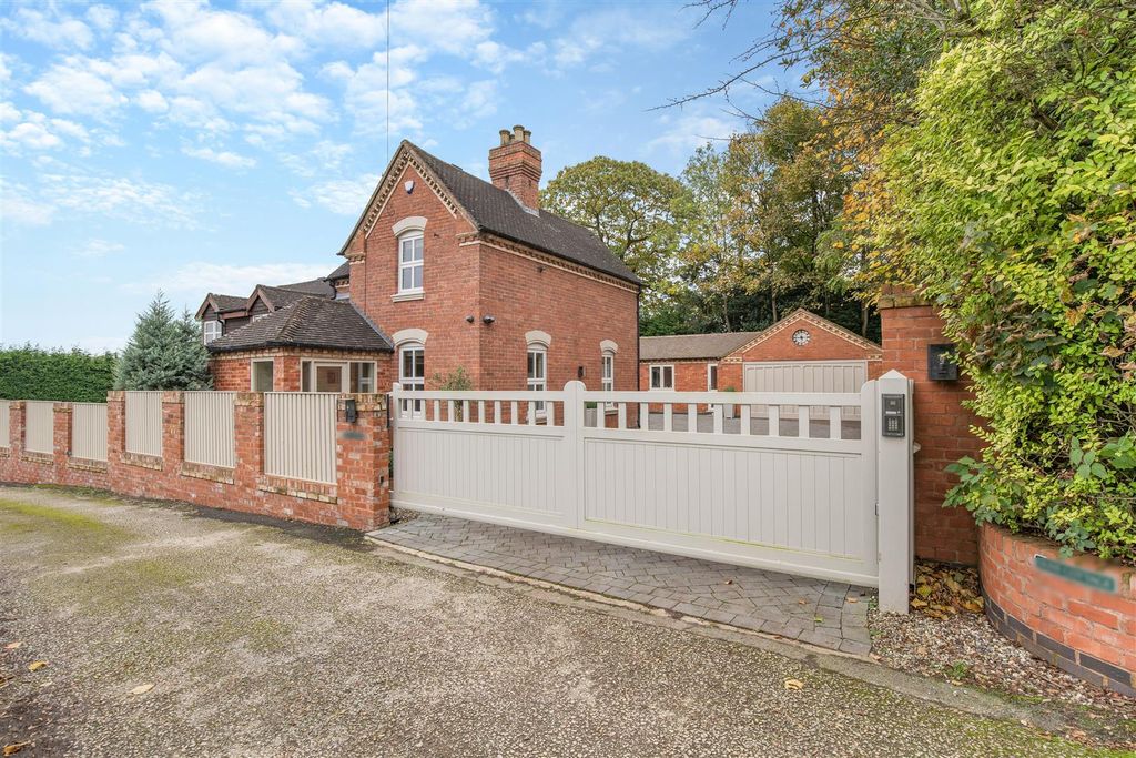 Additional image 32 of 3 bed detached house for saleHall Lane, Hammerwich, Burntwood WS7