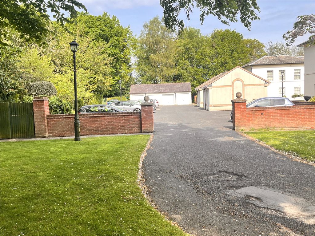 Additional image 6 of 2 bed flat for saleHolyhead Road, Bicton, Shrewsbury, Shropshire SY3