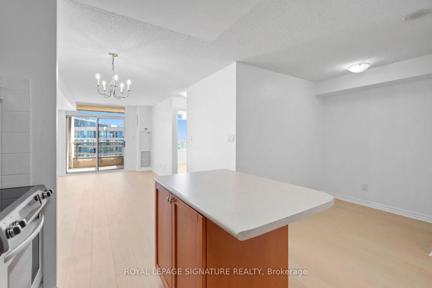 Additional image 6 of 3880 Duke Of York Boulevard 1508