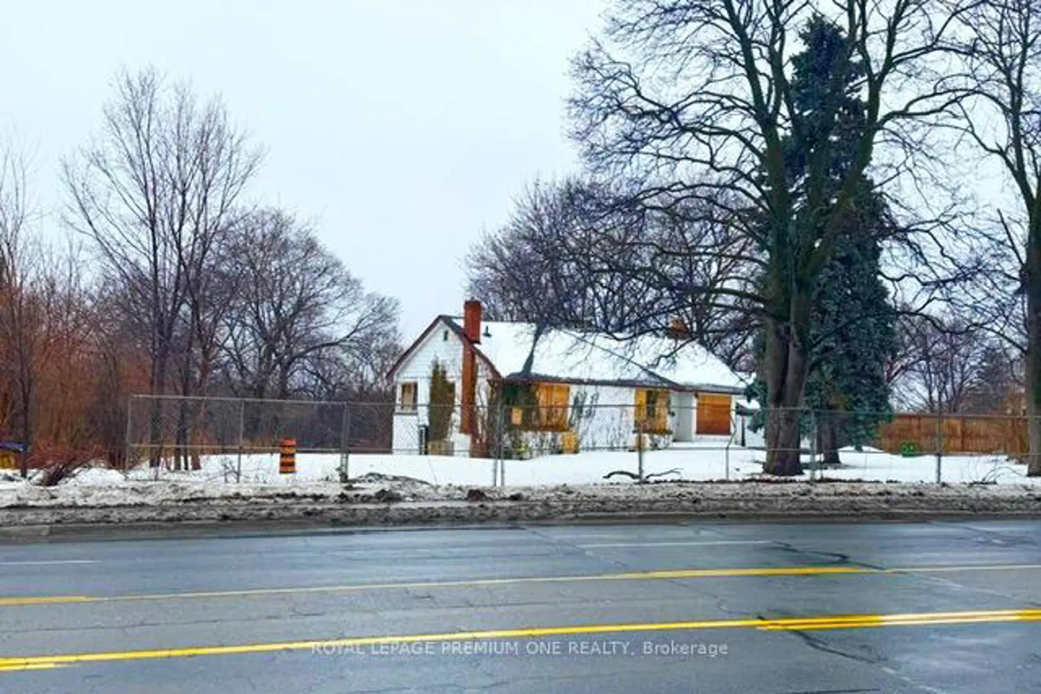 2986 Weston Road