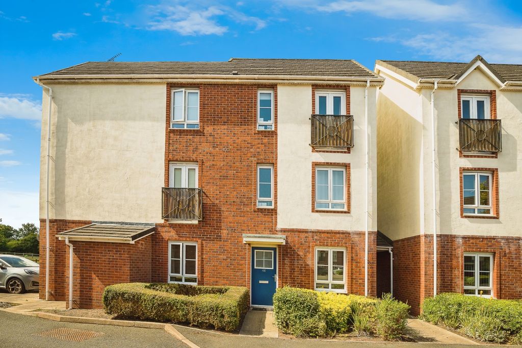 1 bed flat for saleMaes Deri, Deeside, Clwyd CH5