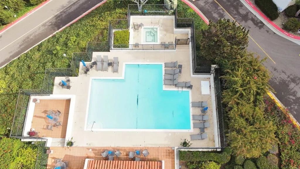 Additional image 4 of 2505 Navarra Dr. Unit 325, Carlsbad, CA 92009